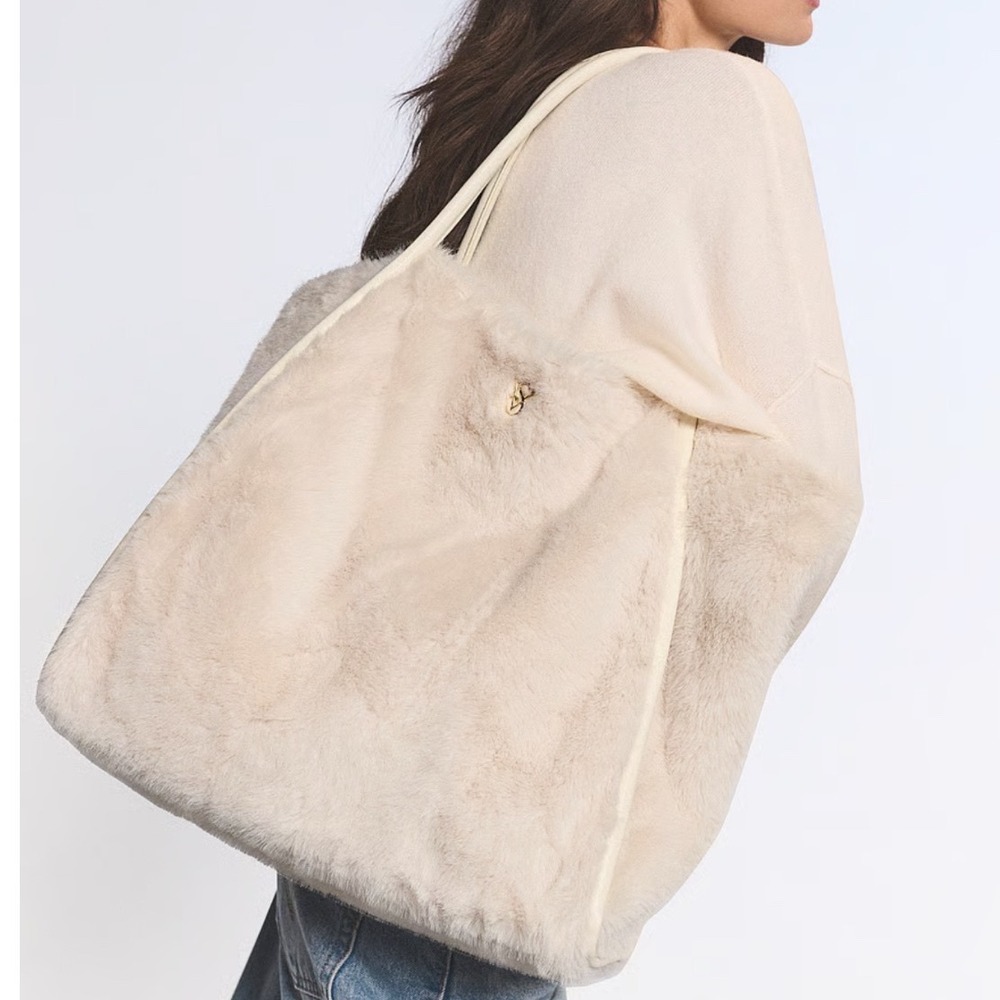 Victorias Secret Faux Fur Tote Bag Cream Beige Plush Oversized Shoulder Bag